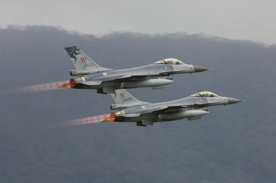Đài Loan đã bắt đầu chương trình nâng cấp máy bay chiến đấu F-16. Ảnh: UPI