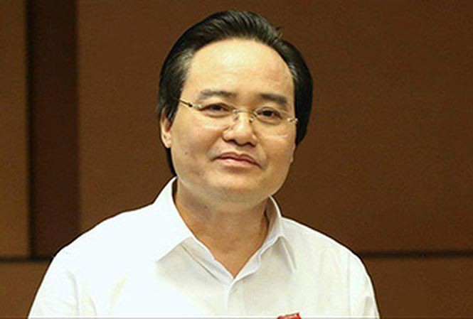 Bộ trưởng Phùng Xuân Nhạ
