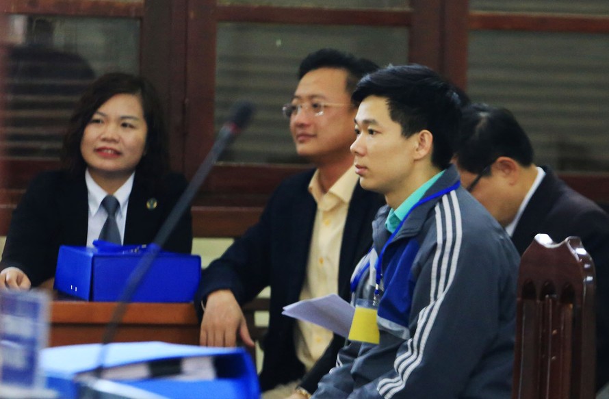 Bị cáo Hoàng Công Lương tại phiên tòa.