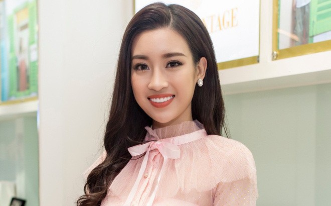 Hoa hậu Mỹ Linh: 'Cứ tết đến là sợ mẹ già thêm một tuổi'