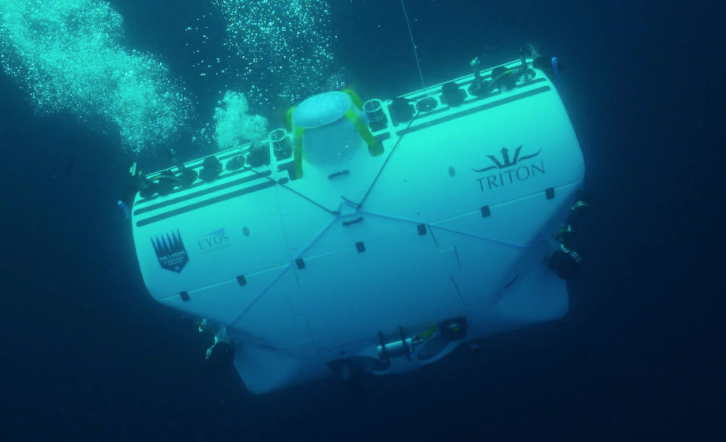 Con tàu ngầm thám hiểm năm vực sâu.