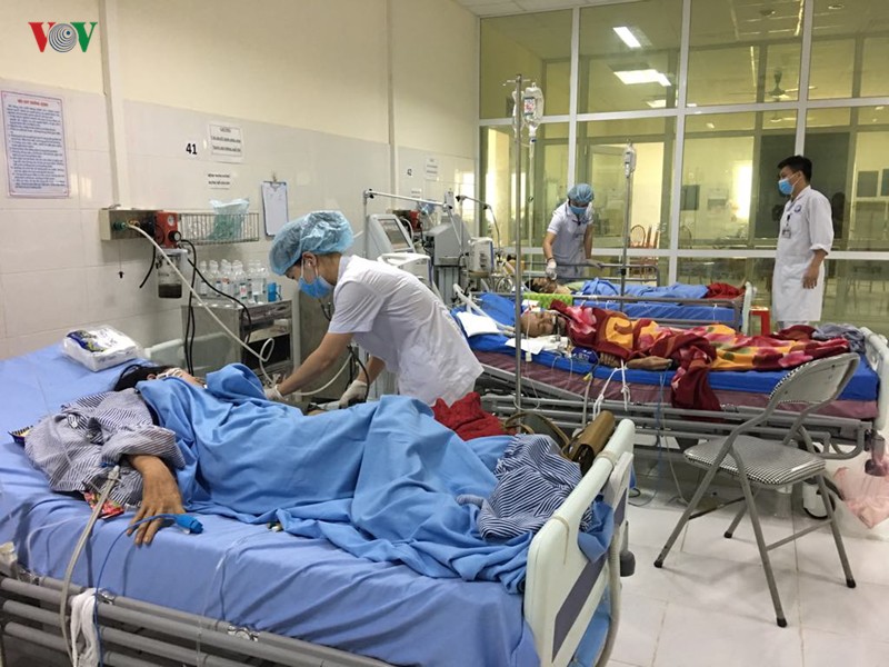 4 nạn nhân được điều trị tại Khoa hồi sức tích cực và chống độc, Bệnh viện Đa khoa tỉnh Bắc Kạn và đã qua cơn nguy kịch.