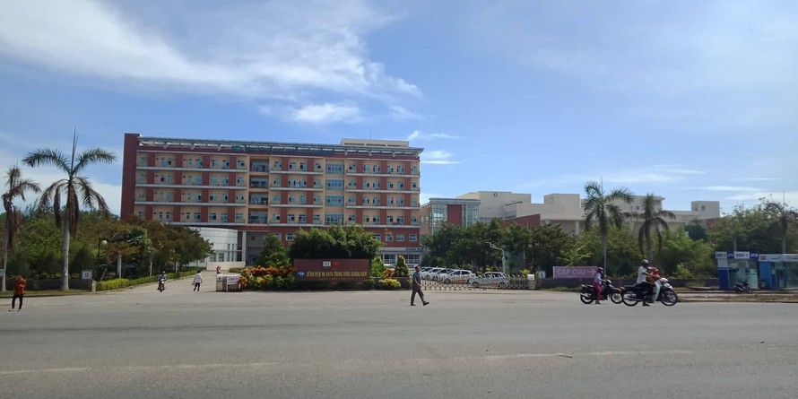 Bệnh viện Đa khoa Trung ương Quảng Nam, nơi cháu V. đang nằm điều trị.