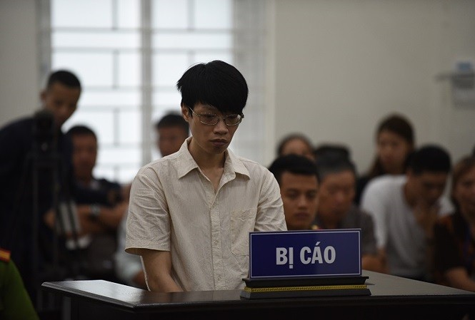 Bị cáo Nguyễn Anh Tú tại tòa.