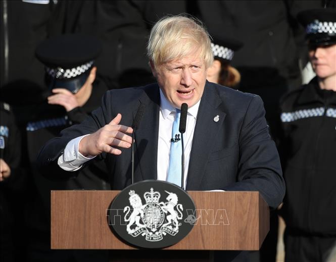 Thủ tướng Anh Boris Johnson phát biểu trong một sự kiện ở miền Bắc Anh, ngày 5/9. Ảnh: AFP/TTXVN
