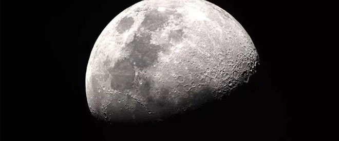 Vào thời khủng long, Mặt trăng ở gần với Trái đất hơn bây giờ.