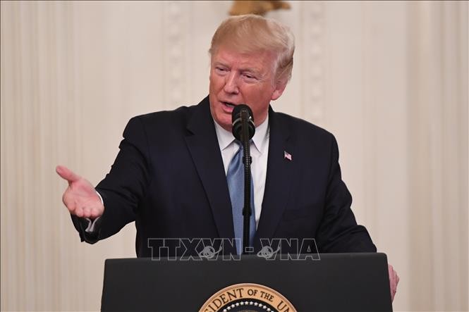 Tổng thống Mỹ Donald Trump phát biểu tại Nhà Trắng, Washington, DC, ngày 30/10/2019. Ảnh: AFP/TTXVN