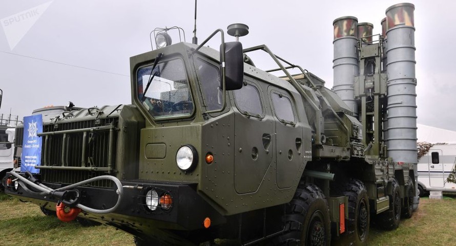  Tổ hợp tên lửa S-400 Triumph của Nga