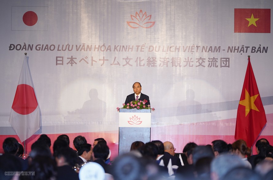 Thủ tướng Nguyễn Xuân Phúc phát biểu tại Giao lưu Việt Nam - Nhật Bản. Ảnh VGP/Quang Hiếu