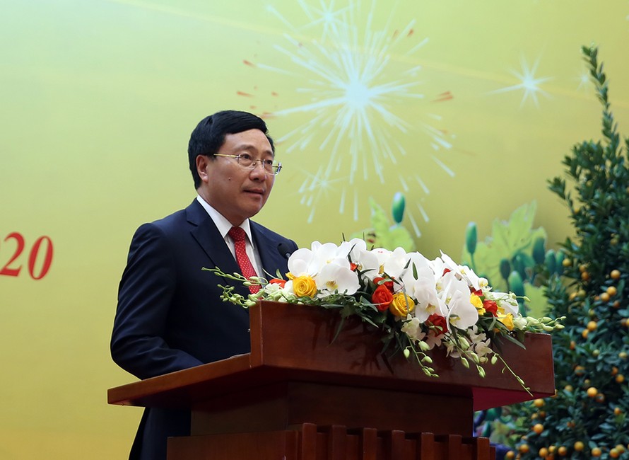 Phó Thủ tướng Phạm Bình Minh phát biểu tại buổi gặp mặt - Ảnh: VGP/Hải Minh