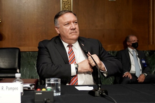 Ngoại trưởng Mike Pompeo tại phiên điều trần của Ủy ban Đối ngoại Thượng viện Mỹ. Ảnh: Reuters.