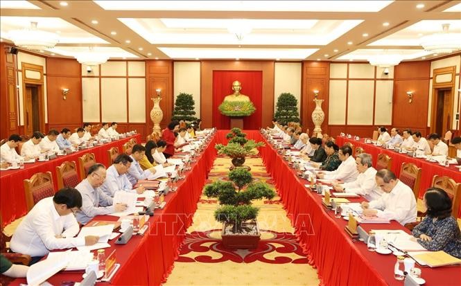 Tổng Bí thư, Chủ tịch nước Nguyễn Phú Trọng chủ trì buổi làm việc của Bộ Chính trị với Ban Thường vụ Thành ủy Hà Nội, ngày 19/9.