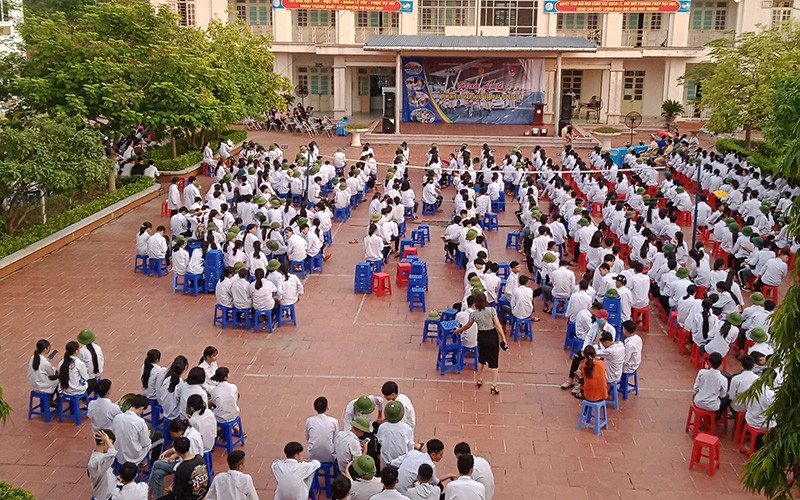 Một giờ học ngoại khóa của Trường THPT Ðiềm Thụy (huyện Phú Bình).