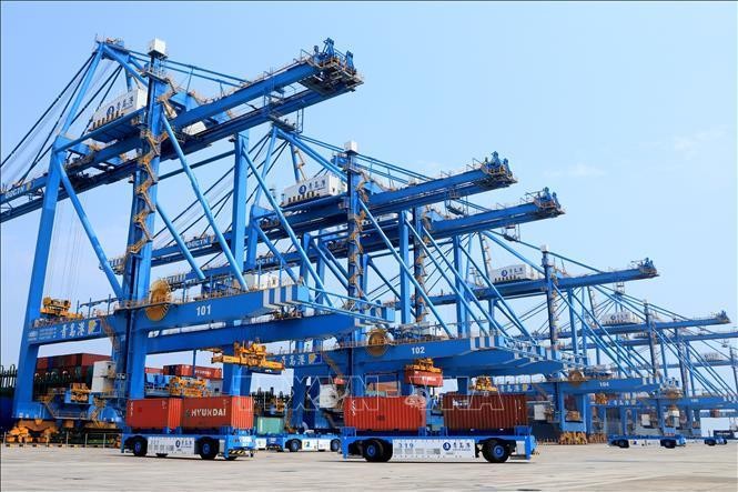 Trung Quốc giảm thuế đối với gần 900 mặt hàng nhập khẩu