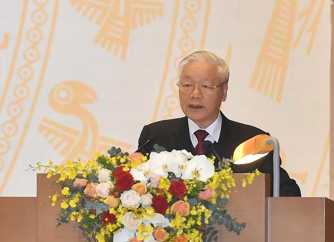 Tổng Bí thư, Chủ tịch nước Nguyễn Phú Trọng dự và phát biểu chỉ đạo tại hội nghị sáng 28-12. Ảnh: QUANG HIẾU
