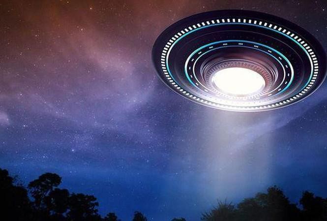 Hơn 2 triệu trang tài liệu về UFO của CIA được tung lên mạng