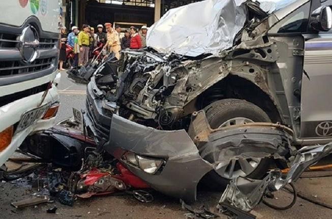 Nửa ngày 29 Tết, tai nạn giao thông làm 17 người chết, 14 người bị thương