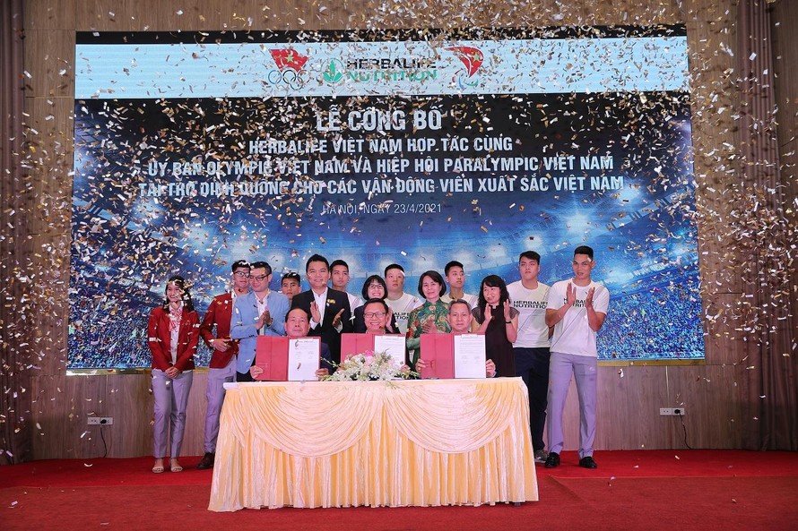 Herbalife Việt Nam công bố tài trợ sản phẩm dinh dưỡng cho các vận động viên Việt Nam xuất sắc 2021