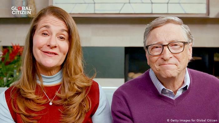 Tỉ phú Bill Gates ly hôn vợ sau 27 năm chung sống