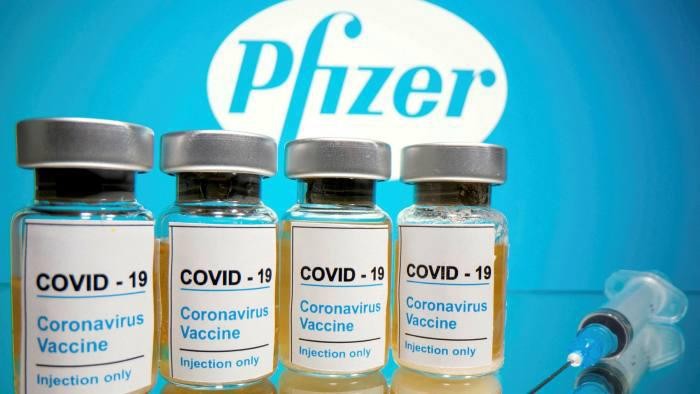 Hãng Novartis ký hợp đồng mới giúp Pfizer/BioNTech sản xuất vaccine