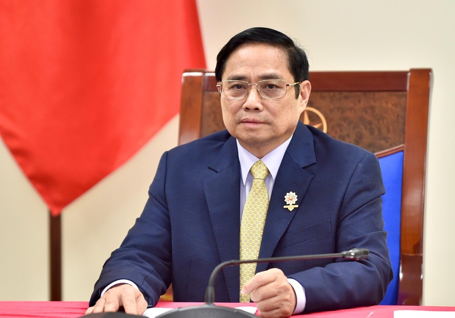 Thủ tướng Phạm Minh Chính khẳng định Việt Nam tiếp tục cam kết mạnh mẽ đóng góp cho nỗ lực toàn cầu ứng phó biến đổi khí hậu và phối hợp chặt chẽ với Anh để bảo đảm thành công của hội nghị COP26 sắp tới. Ảnh: VGP/Nhật Bắc