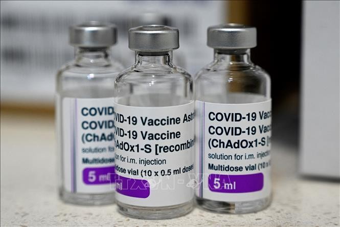 AstraZeneca dự định bán vaccine ngừa COVID-19 với 'lợi nhuận khiêm tốn'