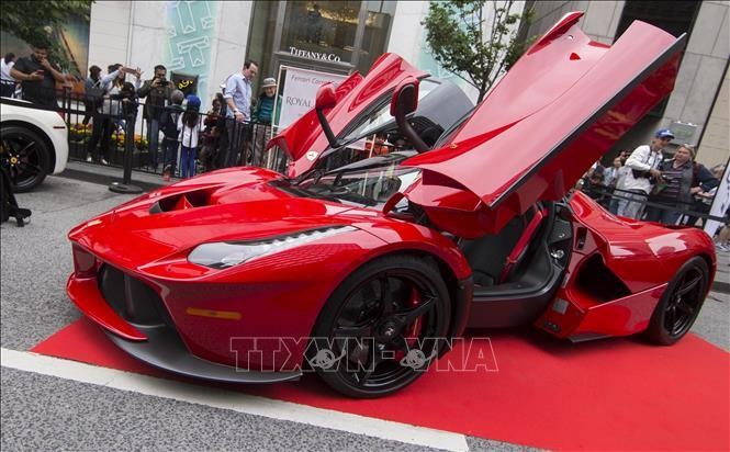 Ferrari 'bắt tay' cùng Velas để tạo ra các sản phẩm kỹ thuật số