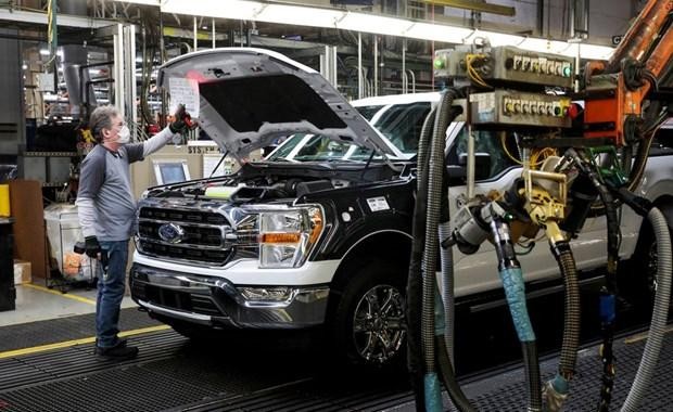 Ford giảm sản lượng ô tô ở khu vực Bắc Mỹ do thiếu chất bán dẫn