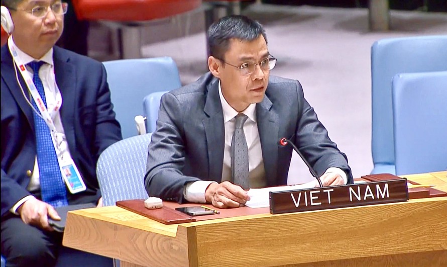 Việt Nam nhấn mạnh trách nhiệm của các quốc gia trong việc tuân thủ Hiến chương LHQ