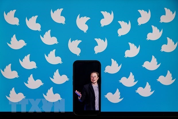 Twitter cho phép các báo tính phí người dùng