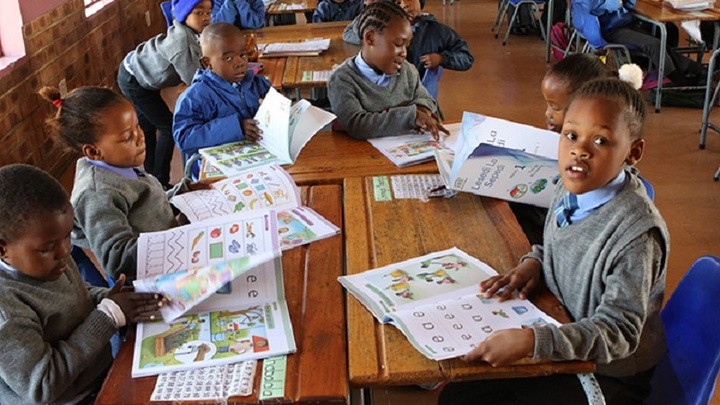 Hơn 80% số trẻ em tại Nam Phi không đọc hiểu thành thạo trước 10 tuổi