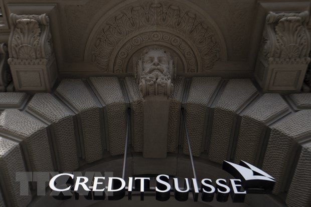 EC 'bật đèn xanh' cho thương vụ UBS mua lại Credit Suisse
