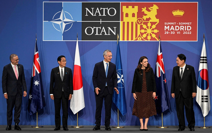 Các nước châu Á và NATO xích lại gần nhau