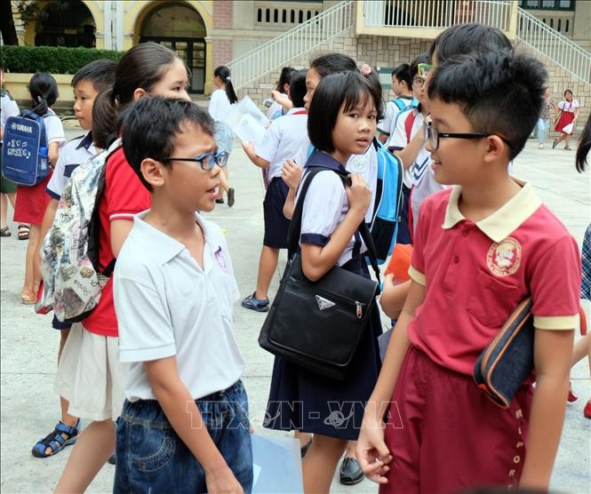 Hai trường ở Thành phố Hồ Chí Minh thi khảo sát để tuyển sinh lớp 6
