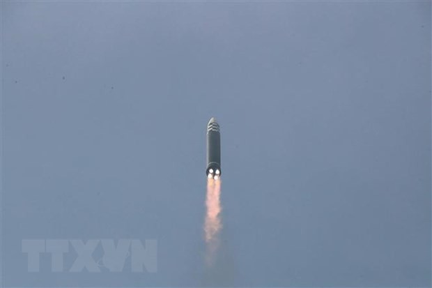 Triều Tiên xác nhận phóng thử tên lửa đạn đạo liên lục địa