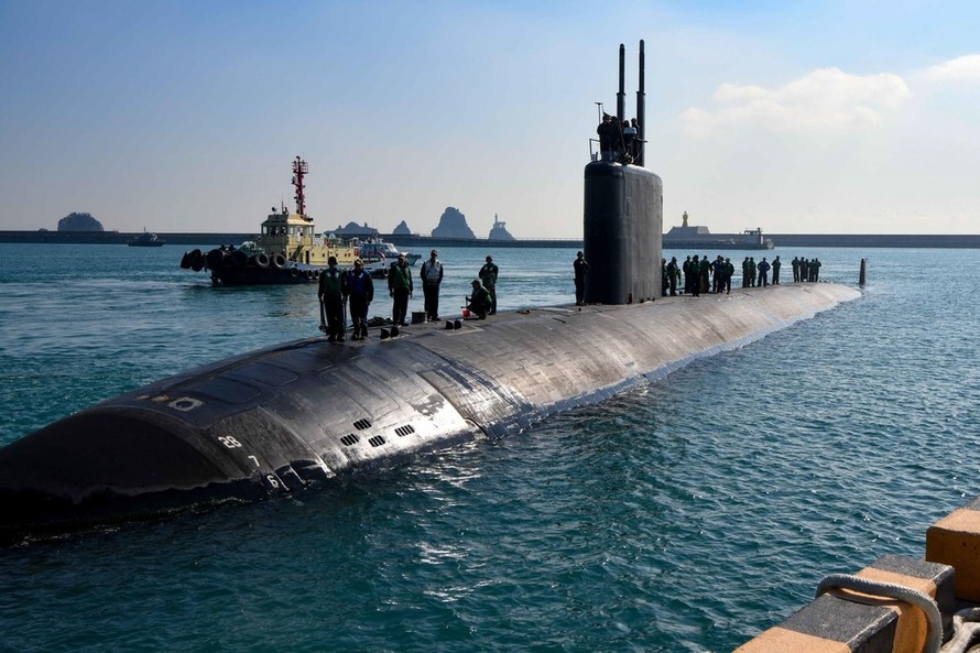 Tàu ngầm hạt nhân Mỹ đến Hàn Quốc