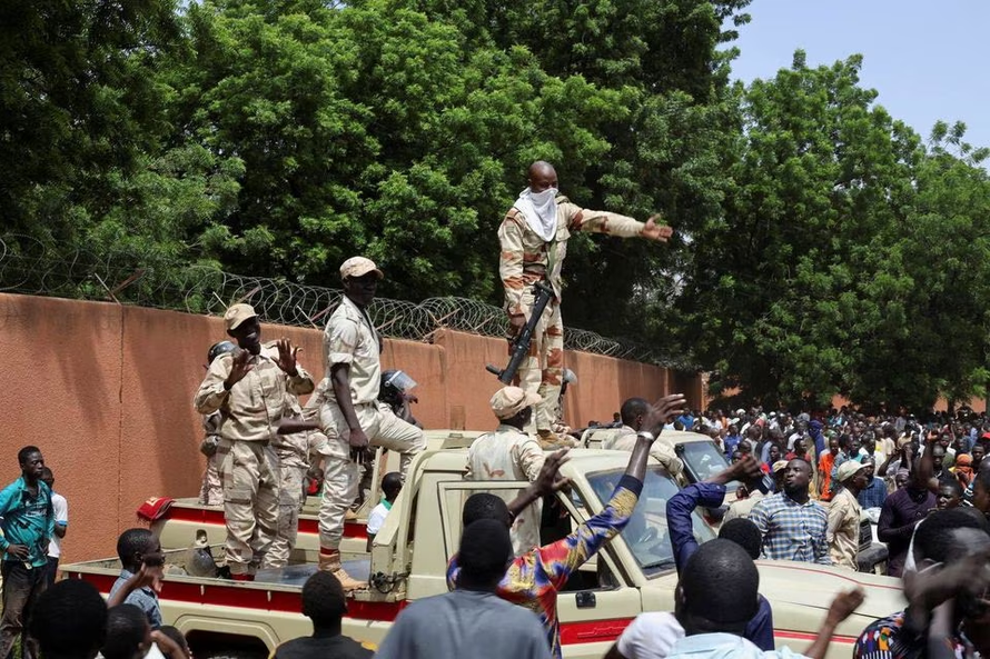 Các nước Tây Phi đe doạ phe đảo chính ở Niger