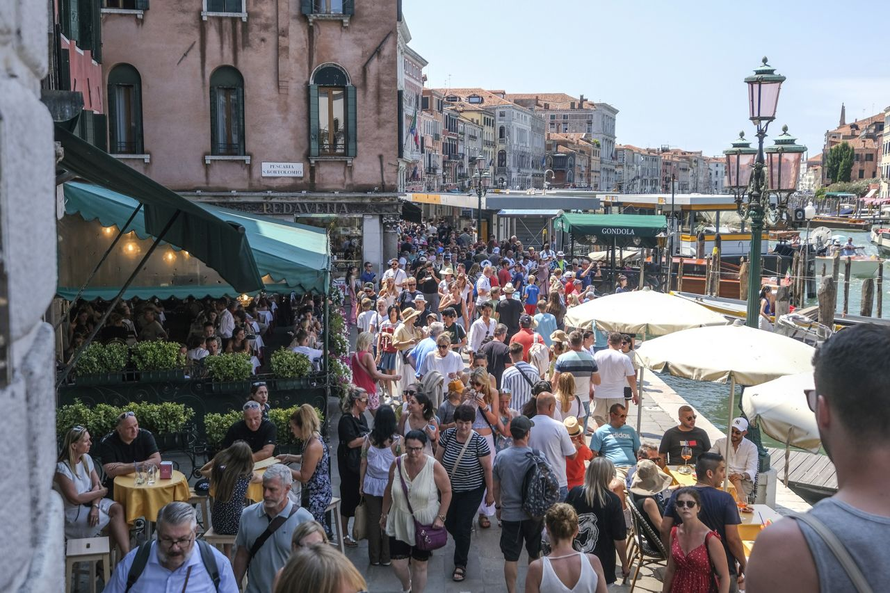 Du lịch tại Ý ngày càng đắt đỏ
