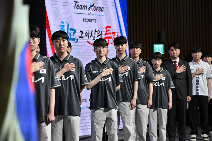 Hàn Quốc tranh cãi về việc miễn quân dịch cho tuyển thủ Esports