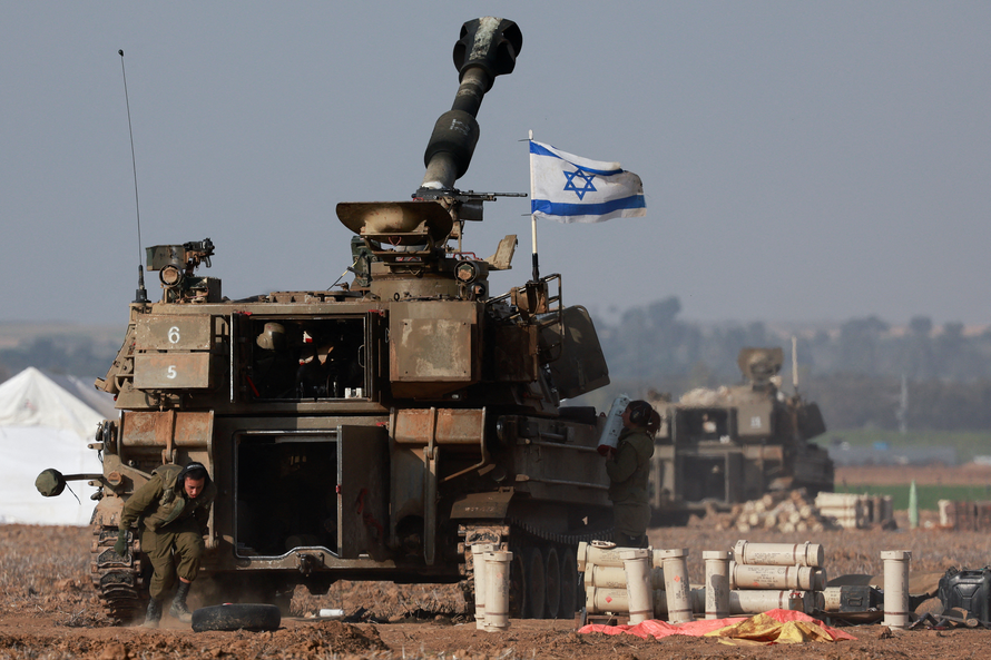 Israel chuyển hướng tấn công xuống phía nam Gaza