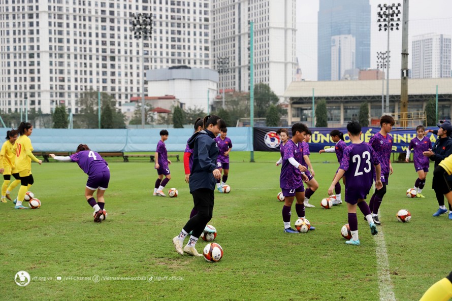 Đội tuyển U16 nữ Việt Nam tập trung chuẩn bị thi đấu giao hữu quốc tế