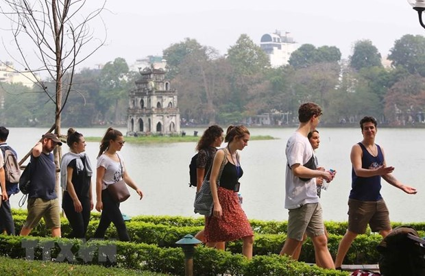 Lượng khách quốc tế tăng, du lịch Hà Nội lấy lại đà tăng trưởng