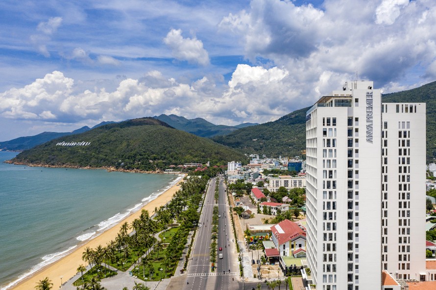 Khách sạn 5 sao theo tiêu chuẩn quốc tế đầu tiên tại Quy Nhơn chính thức khai trương