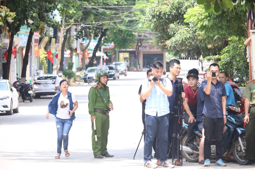 Hủy họp báo công bố kết quả rà soát điểm thi bất thường tại Sơn La.