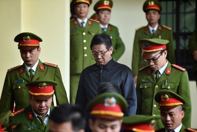 Đang tuyên án cựu tướng Phan Văn Vĩnh và 91 bị cáo