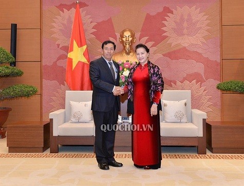 Chủ tịch Quốc hội Nguyễn Thị Kim Ngân và Chủ tịch Đảng Đoàn kết và Phát triển Liên bang Myanmar U Than Htay - Ảnh: Quochoi.vn