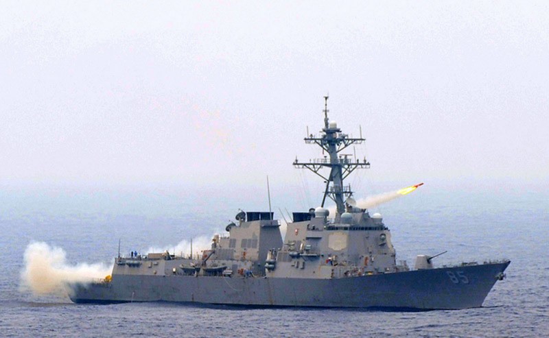 USS McCampbell trong một vụ thử hệ thống phòng không. Ảnh: Hải quân Mỹ