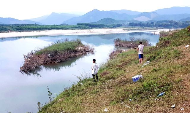 Lực lượng chức năng đã tìm được thi thể chị N. dưới sông Thu Bồn