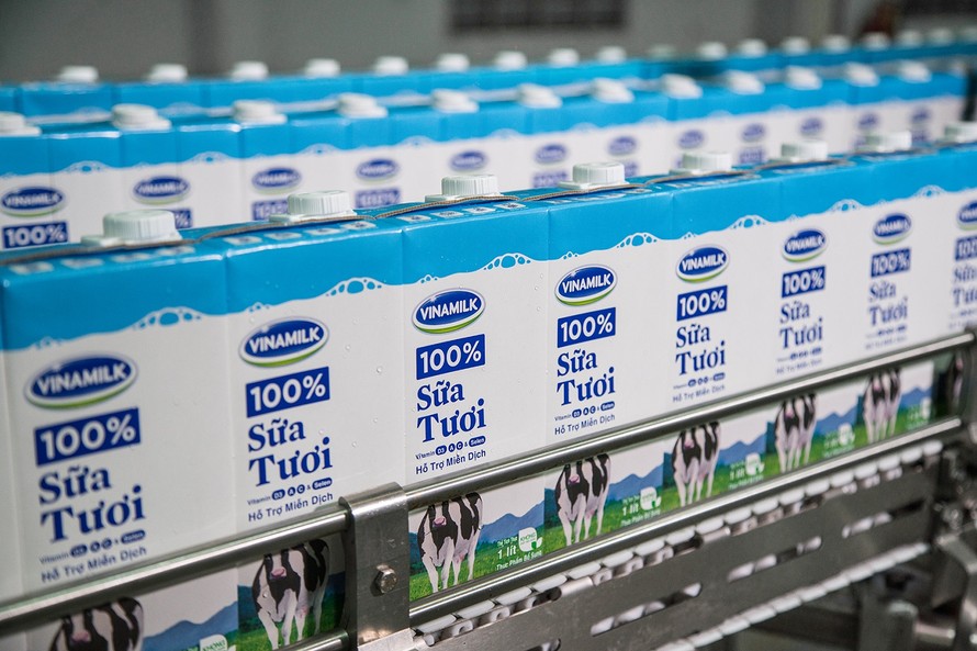 Dây chuyền sản xuất sữa hiện đại của Vinamilk giúp đảm bảo chất lượng của từng sản phẩm đến tay người tiêu dùng.