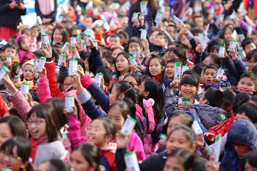 Sau 2 tháng Chương trình Sữa học đường của Hà Nội chính thức triển khai tại các trường mầm non, tiểu học trên địa bàn thành phố đã có trên 87% học sinh đăng ký tham gia chương trình.